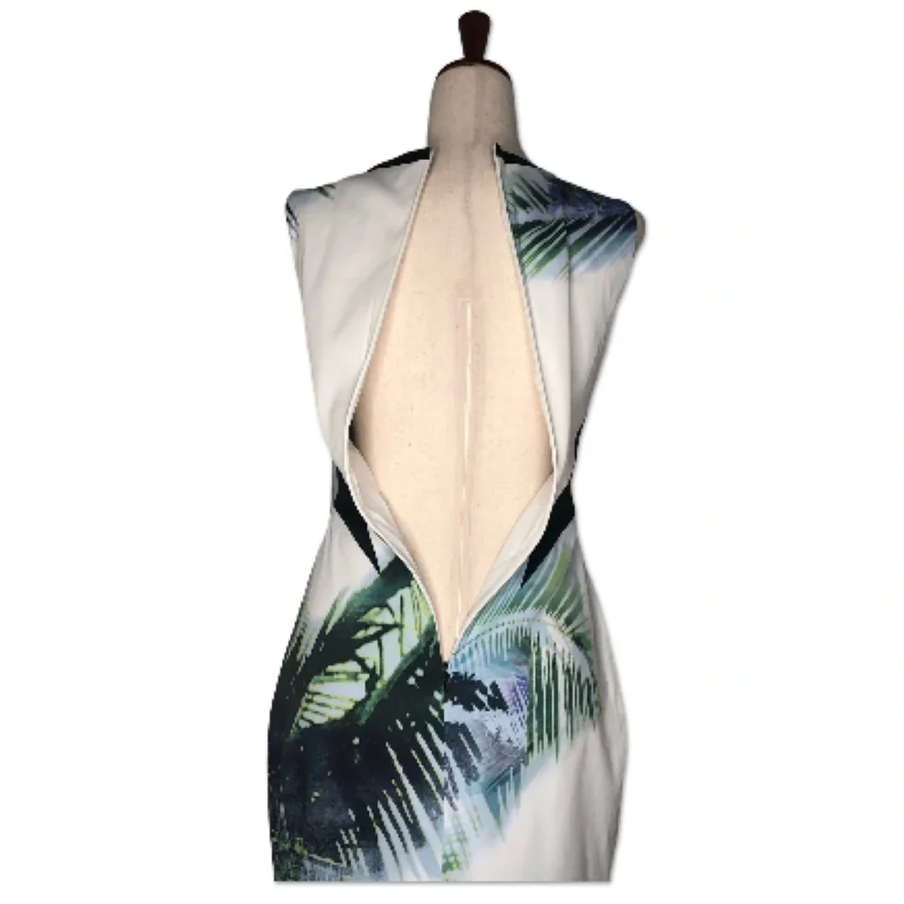 Karen Millen | Stretch Shift Dress | Tropics abstract Print | Sz 6 - Picture 9 of 12